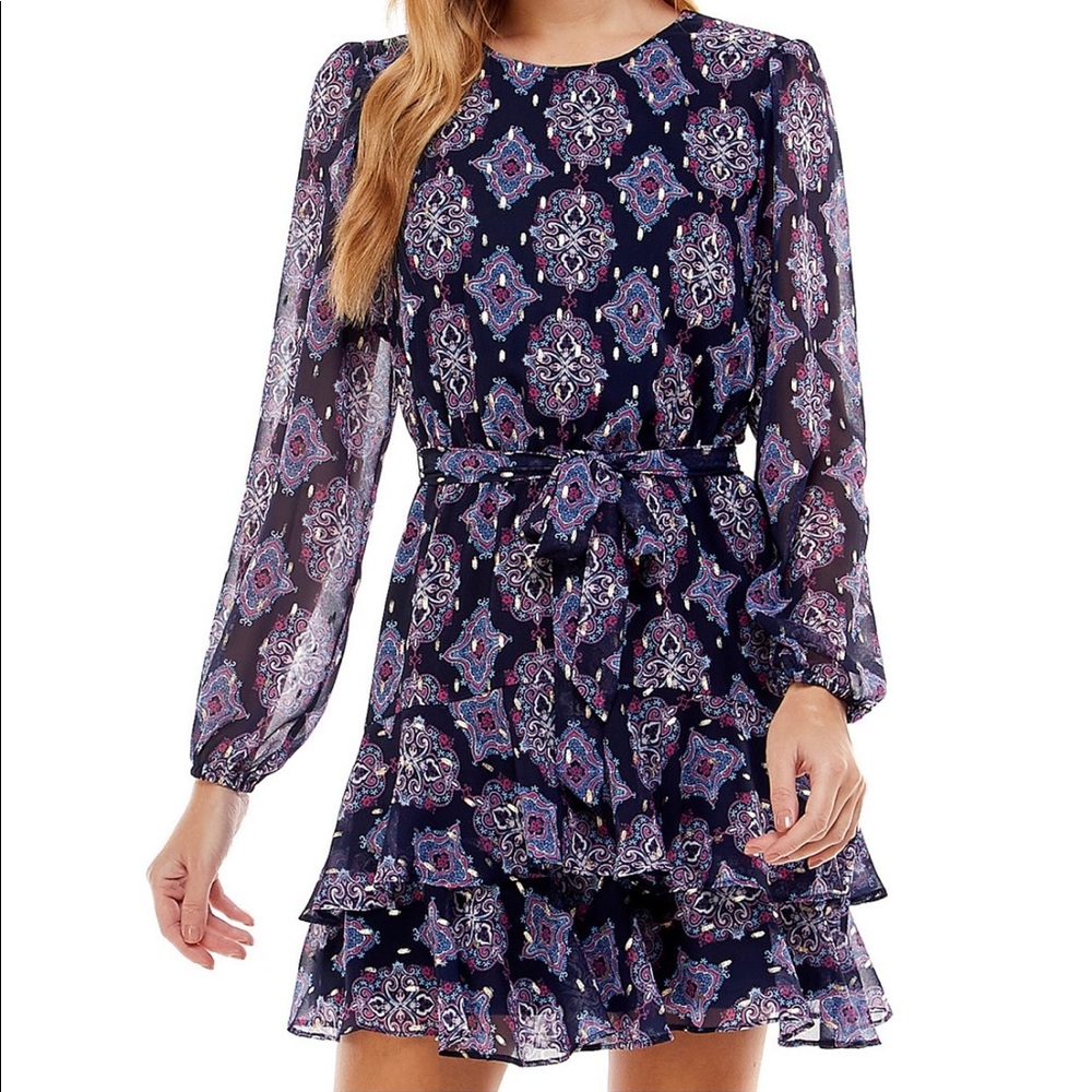 Worn once, like new condition. Beautiful juniors tiered dress